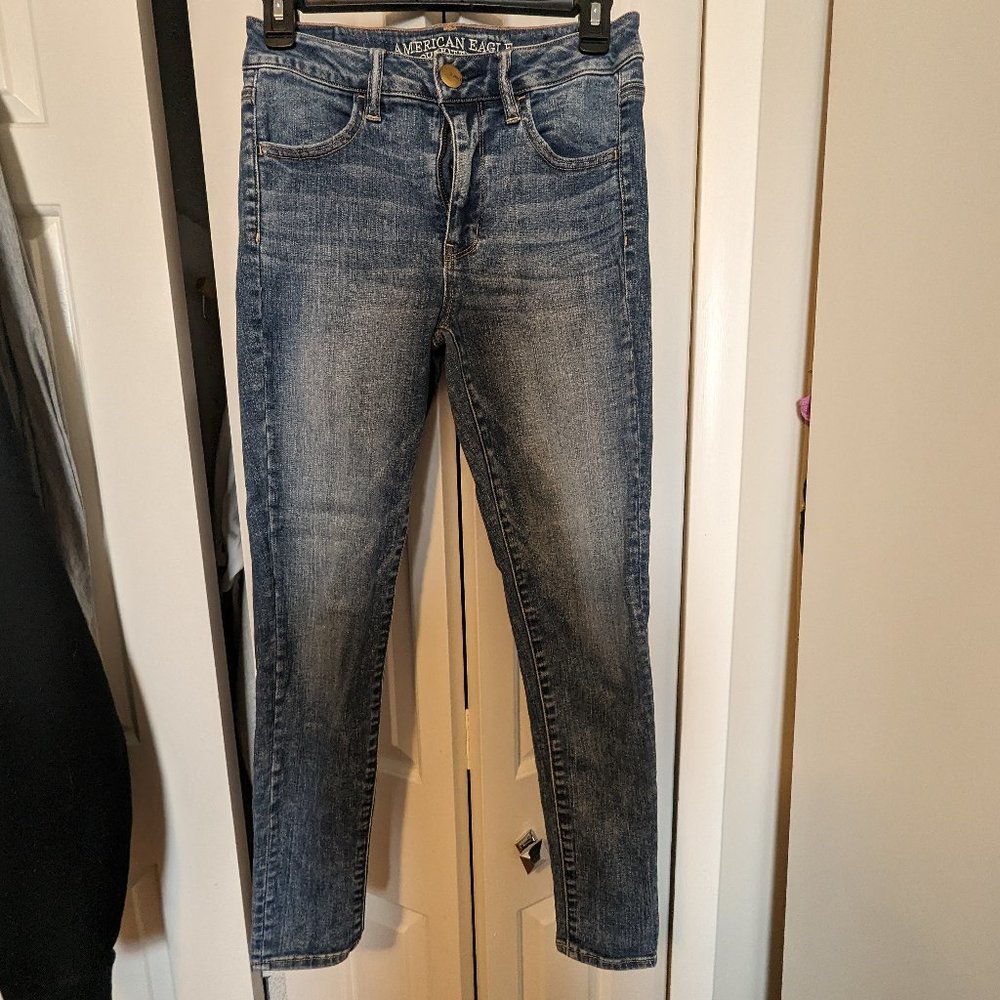 American Eagle super stretch skinny jeans
